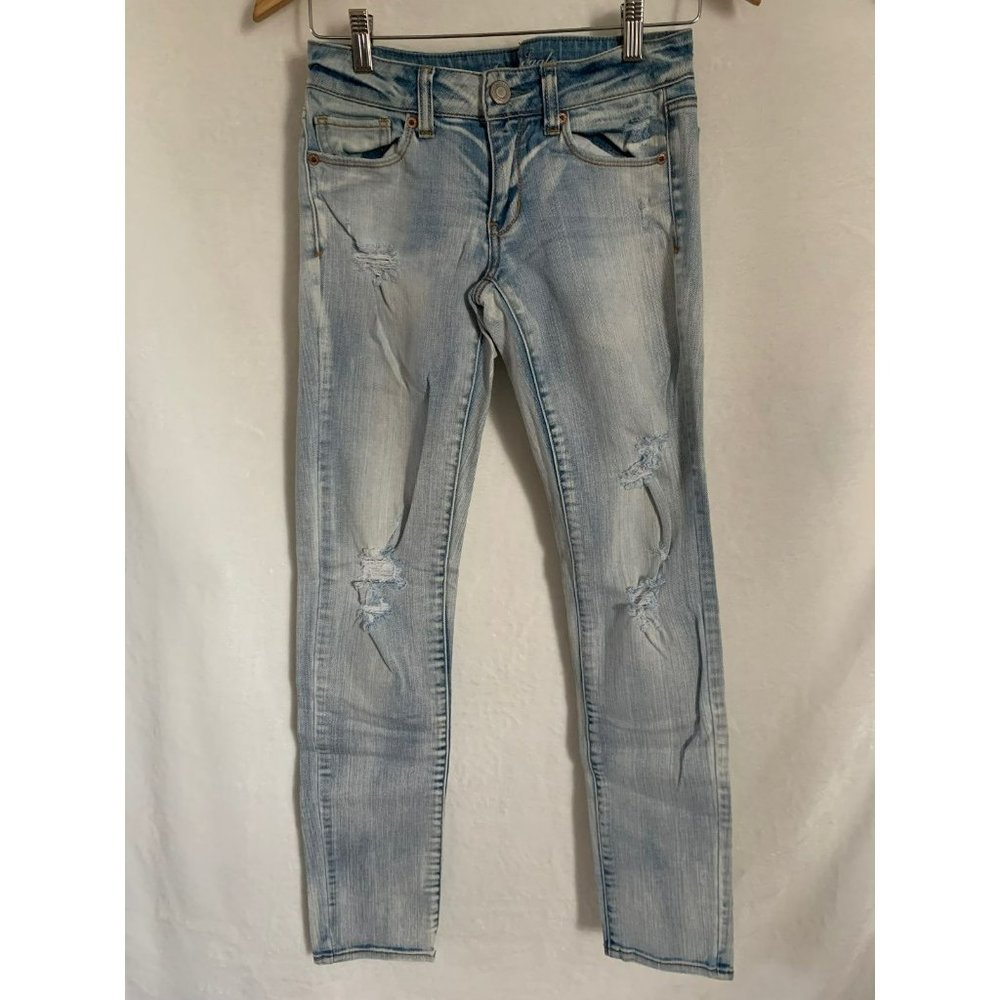 American Eagle Size 2 Stretch Jeans
